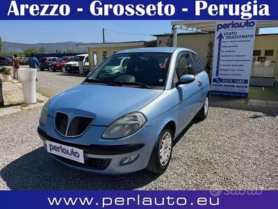 Usata Lancia Ypsilon 80 CV (58 kW) 2005 Blu Utilitaria