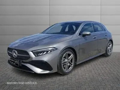 Usata Mercedes A180 Advanced Plus 116 CV (85 kW) 2024 Grigio Utilitaria
