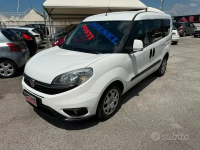 Usado Fiat Doblò 135 HP (99 kW) 2016 Branco Monovolume