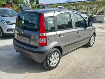 Usata Fiat Panda 69 CV (50 kW) 2011 Grigio Utilitaria