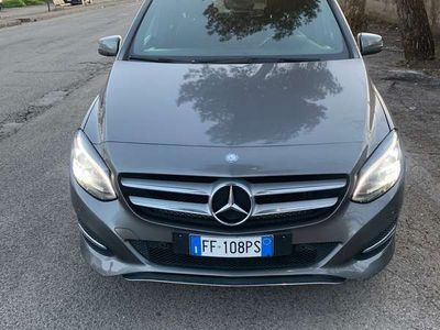 Mercedes B180