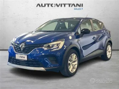 Usata Renault Captur Equilibre 94 CV (69 kW) 2023 Blu SUV