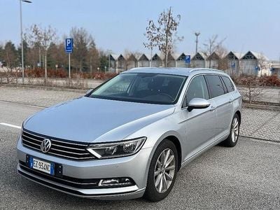 Usata VW Passat Business 120 CV (88 kW) 2015 Grigio Station wagon