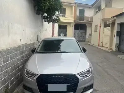 Usata Audi A3 116 CV (85 kW) 2018 Grigio Berlina