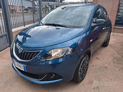 Usata Lancia Ypsilon S 69 CV (50 kW) 2022 Blu Utilitaria