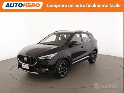 Usata MG ZS Luxury 106 CV (77 kW) 2023 Nero SUV