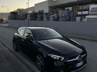 Usata Mercedes A180 Premium 116 CV (85 kW) 2019 Berlina