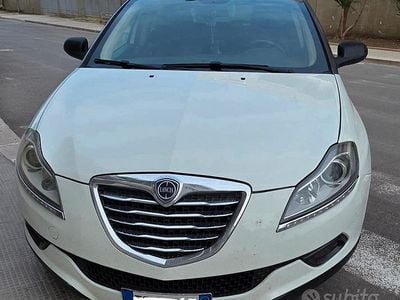 Usata Lancia Delta 120 CV (88 kW) 2013 Bianco Utilitaria