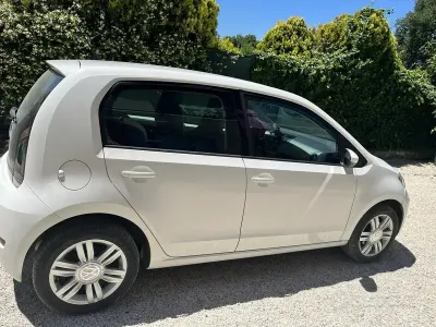 Usata VW up! 68 CV (50 kW) 2017 Bianco Utilitaria