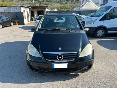 Usado Mercedes A160 Classic 82 CV (60 kW) 2006 Negro Berlina