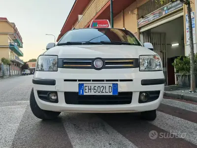 Usata Fiat Panda Dynamic 77 CV (56 kW) 2011 Bianco Utilitaria