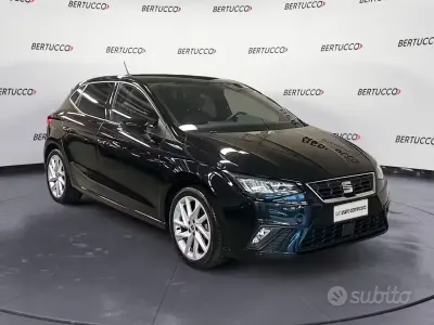 Second-hand Seat Ibiza FR 95 CP (69 kW) 2025 Negru Hatchback