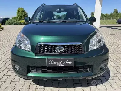 Usata Daihatsu Terios HIRO 105 CV (77 kW) 2009 Verde SUV