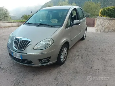 Usata Lancia Musa 77 CV (56 kW) 2010 Monovolume