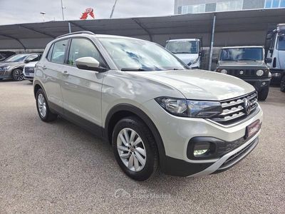 Usata VW T-Cross Advance 110 CV (80 kW) 2023 Asott gray SUV