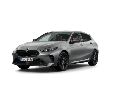 Nuova BMW M135 Performance 317 CV (233 kW) 2026 Frozen pure grey metallizzato Utilitaria