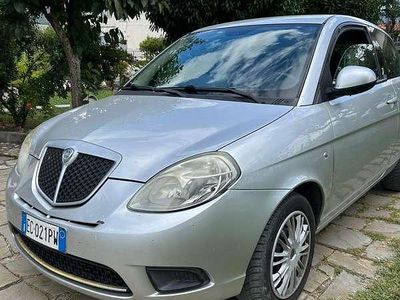 Usata Lancia Ypsilon 75 CV (55 kW) 2010 Utilitaria
