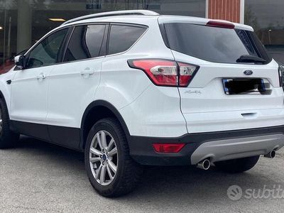 usata Ford Kuga Titanium plus 2019 1,5 benzina