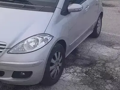 Usata Mercedes A200 95 CV (69 kW) 2007 Grigio Utilitaria