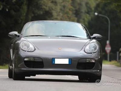 Usata Porsche Boxster 240 CV (176 kW) 2005 Grigio Cabrio