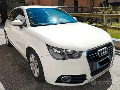 Käytetty Audi A1 90 HP (66 kW) 2012 Valkoinen Viistoperä
