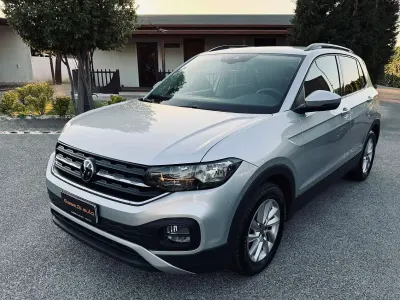 Usata VW T-Cross Style 110 CV (80 kW) 2022 Argento SUV
