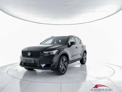 Ny Volvo XC40 Plus 163 HK (119 kW) 2026 Svart SUV