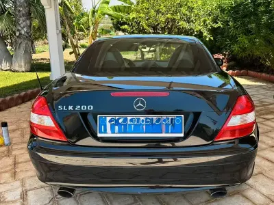 Usata Mercedes SLK200 163 CV (119 kW) 2006 Nero Cabrio
