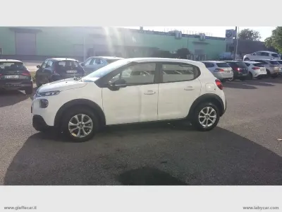 Używany Citroën C3 Feel 83 KM (61 kW) 2019 Biały Hatchback