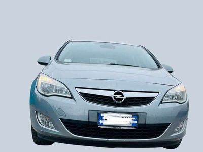 usata Opel Astra 5p 1.7 cdti Cosmo 125cv