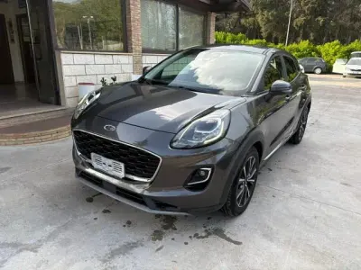 Usata Ford Puma Titanium 120 CV (88 kW) 2021 Grigio SUV
