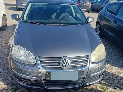 Usata VW Jetta 2010 Grigio Berlina