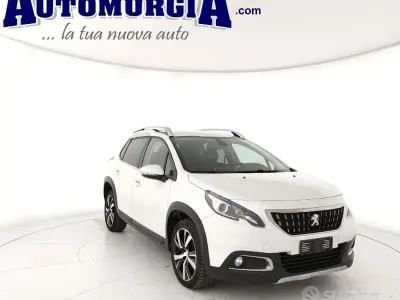 Usata Peugeot 2008 S 120 CV (88 kW) 2019 Bianco SUV