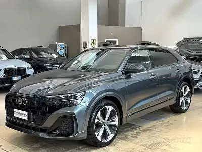 Usata Audi Q8 S-Line 286 CV (210 kW) 2023 Grigio daytona SUV