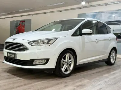 Usata Ford C-MAX Titanium 120 CV (88 kW) 2015 Bianco Monovolume