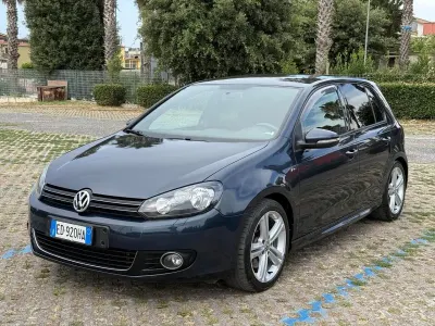 Usata VW Golf VI R-line 160 CV (117 kW) 2010 Blu Berlina