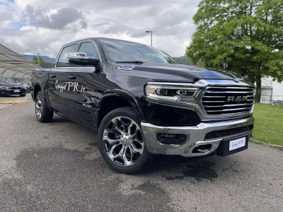 Usata RAM 1500 394 CV (289 kW) 2024 Nero Pick-up