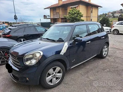 Usata Mini Cooper D Countryman Business 111 CV (81 kW) 2015 Blu SUV