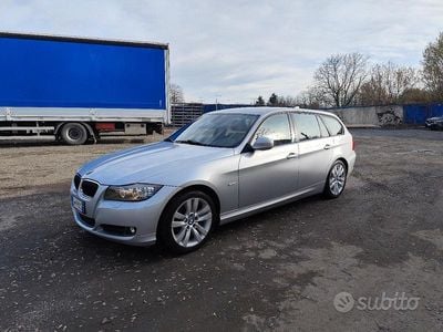 Begagnad BMW 320 184 HK (135 kW) 2011 Kombi