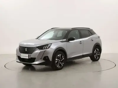 Usata Peugeot e-2008