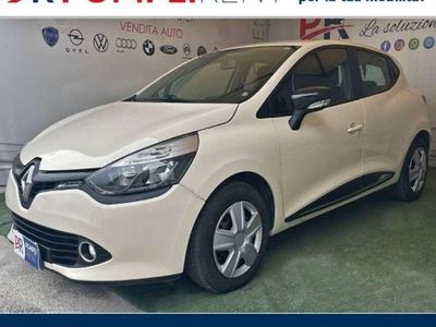 Usata Renault Clio IV Life 75 CV (55 kW) 2015 Beige(met.) Berlina