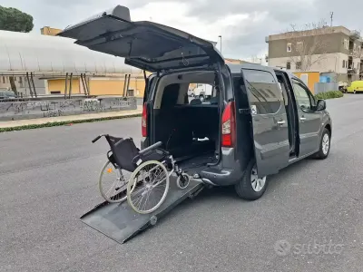 Usata Citroën Berlingo 111 CV (81 kW) 2014 Grigio Monovolume