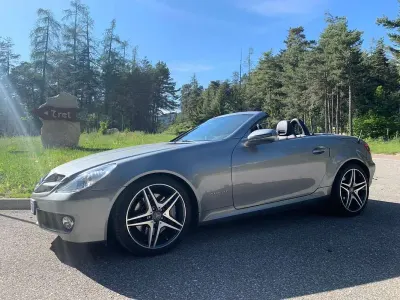 Usata Mercedes SLK200 184 CV (135 kW) 2009 Argento Cabrio