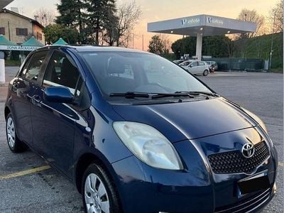 Usata Toyota Yaris Sol 2007 Blu Utilitaria