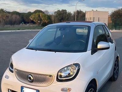 Bianco Usata 2016 Smart ForTwo Cabrio Cabrio | 14.200 € (Molto cara)
