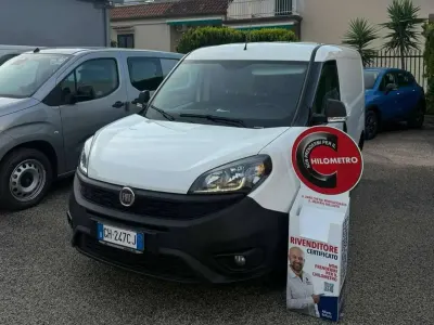 Usata Fiat Doblò Easy 105 CV (77 kW) 2021 Bianco Monovolume