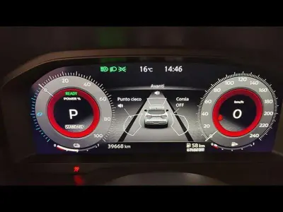 Usata Nissan Qashqai Tekna 190 CV (139 kW) 2023 Grigio scuro SUV