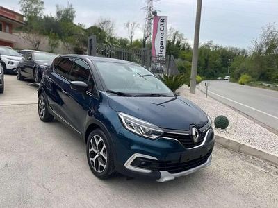 Usata Renault Captur 90 CV (66 kW) 2019 Blu/azzurro SUV