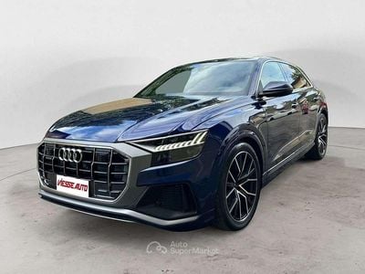 Usata Audi Q8 Sport 286 CV (210 kW) 2023 Blu metallizzato SUV