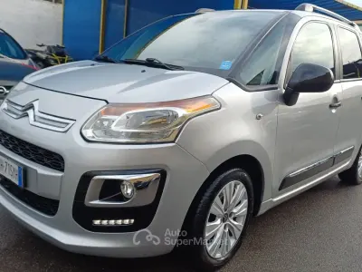 Usado Citroën C3 Picasso Exclusive 110 CV (80 kW) 2017 Gris Monovolumen